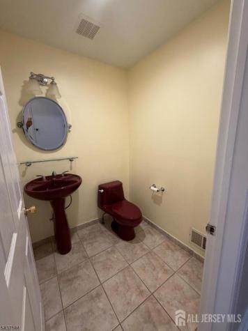 37 Mindy Drive Franklin NJ 08873