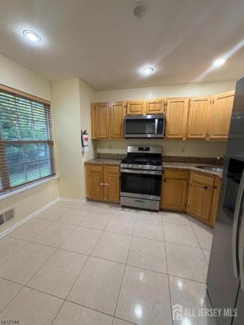 37 Mindy Drive Franklin NJ 08873