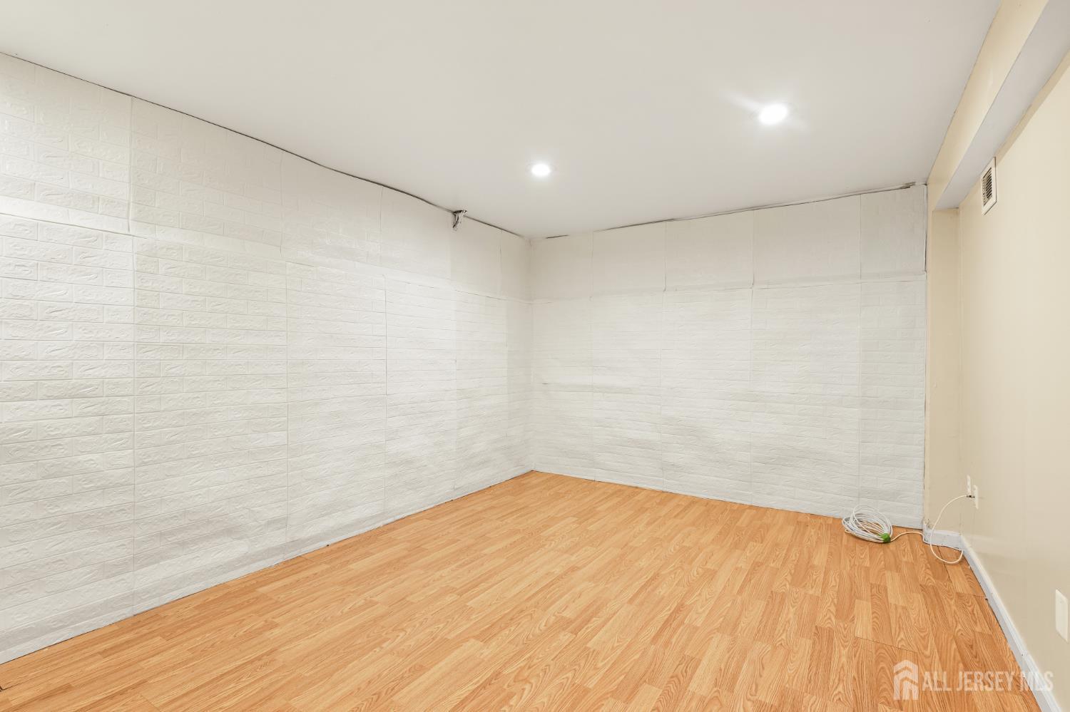 188 Heywood Court Matawan NJ 07747