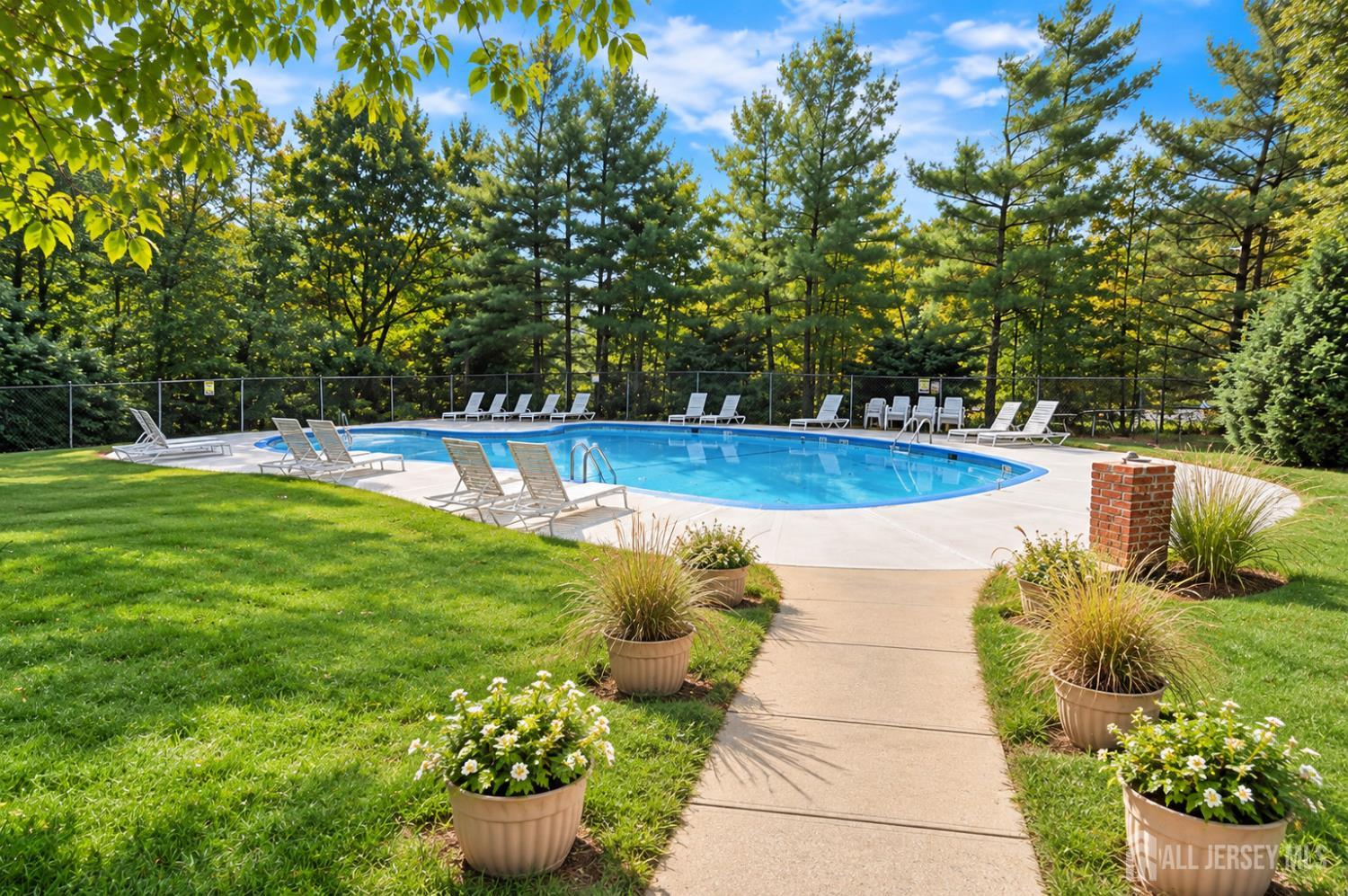 188 Heywood Court Matawan NJ 07747