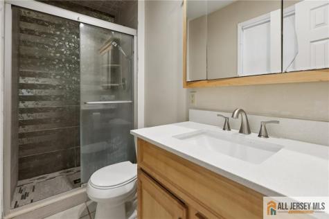 1 Landry Road Franklin NJ 08873