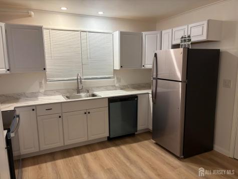 32 Heston Avenue Sayreville NJ 08879