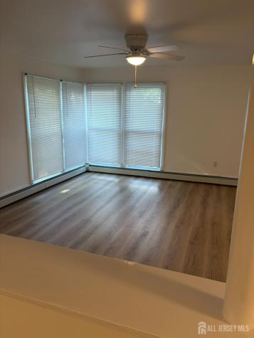 32 Heston Avenue Sayreville NJ 08879