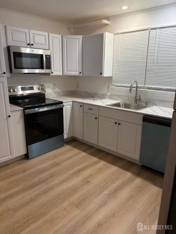 32 Heston Avenue Sayreville NJ 08879