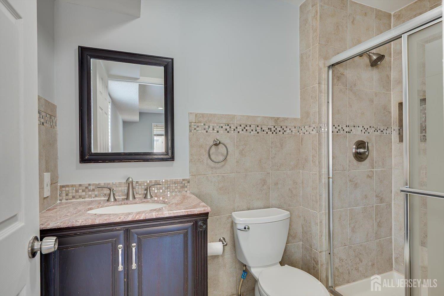 312 Edison Glen Terrace Edison NJ 08837