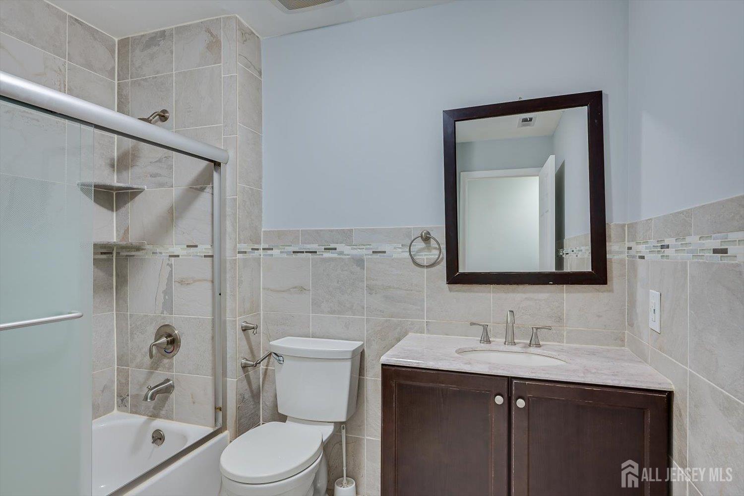 312 Edison Glen Terrace Edison NJ 08837