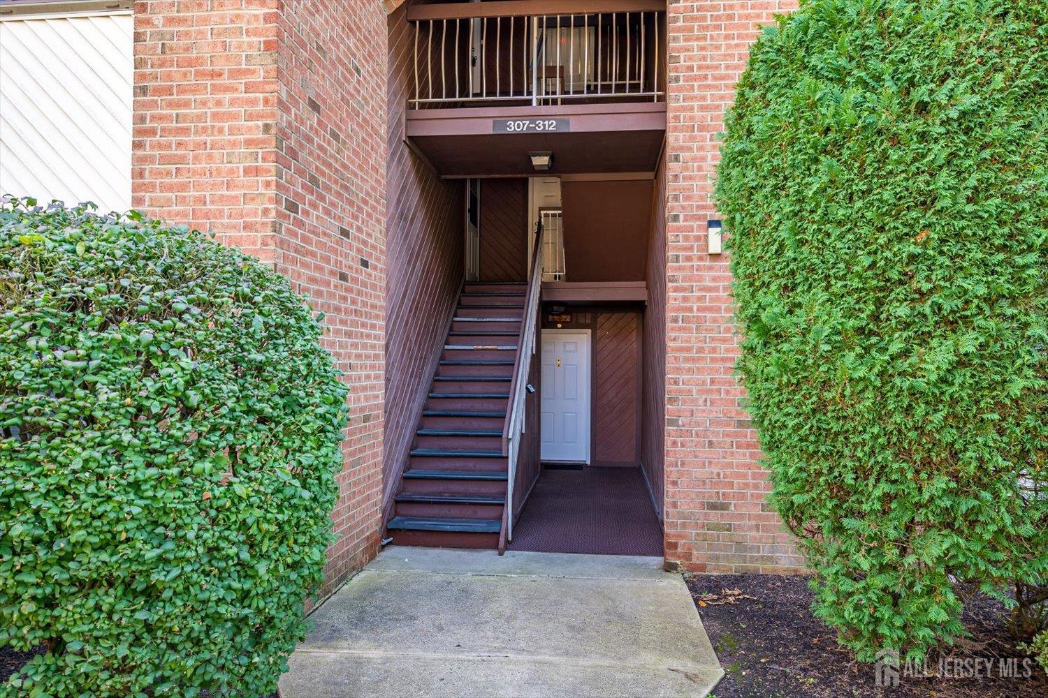 312 Edison Glen Terrace Edison NJ 08837