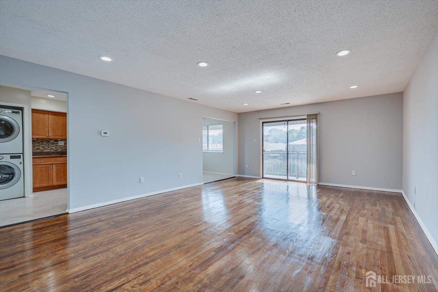 312 Edison Glen Terrace Edison NJ 08837
