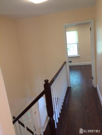 1 Mochen Court Sayreville NJ 08872