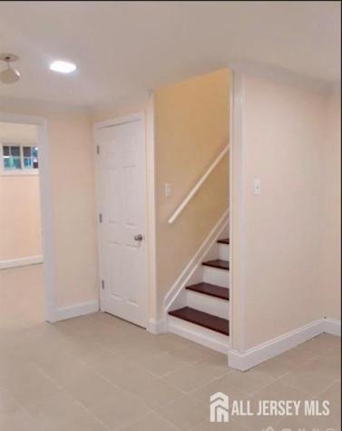 1 Mochen Court Sayreville NJ 08872