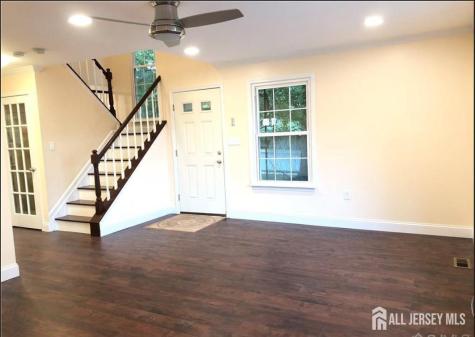 1 Mochen Court Sayreville NJ 08872