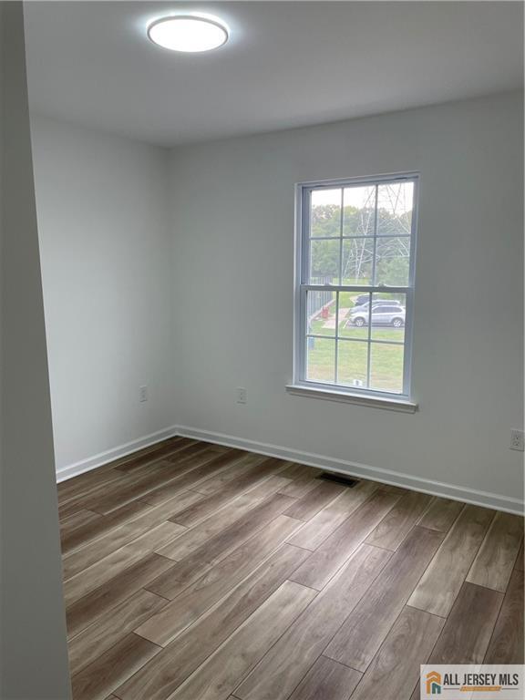 127 Sassafras Court North Brunswick NJ 08902