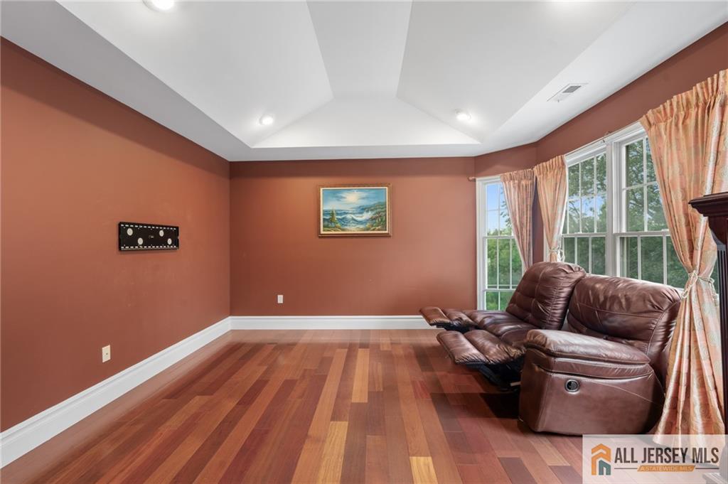 15 Olsen Court South Brunswick NJ 08824