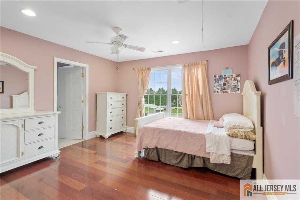 15 Olsen Court South Brunswick NJ 08824
