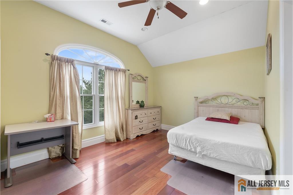 15 Olsen Court South Brunswick NJ 08824