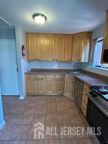 212 N Oaks Boulevard N North Brunswick NJ 08902
