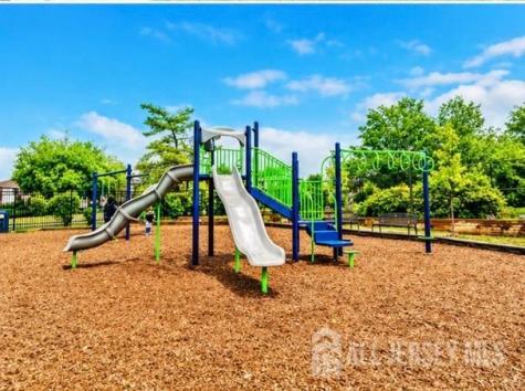 812 Green Hollow Drive Iselin NJ 08830