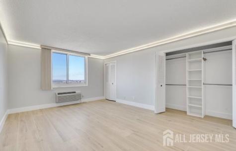 160 Overlook Avenue Hackensack NJ 07601