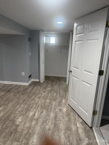13 Oak Wood Drive Parlin NJ 08859