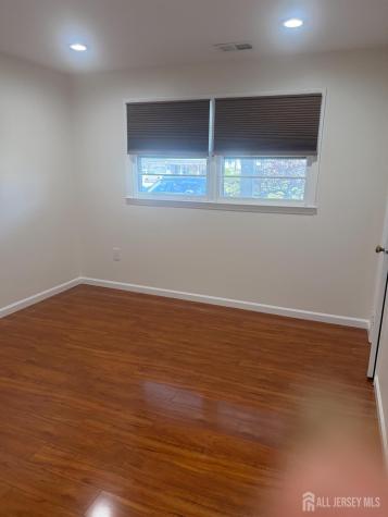 13 Oak Wood Drive Parlin NJ 08859