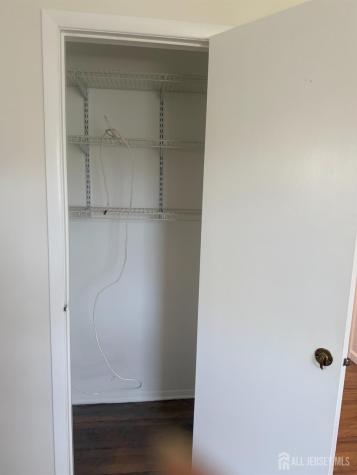 13 Oak Wood Drive Parlin NJ 08859