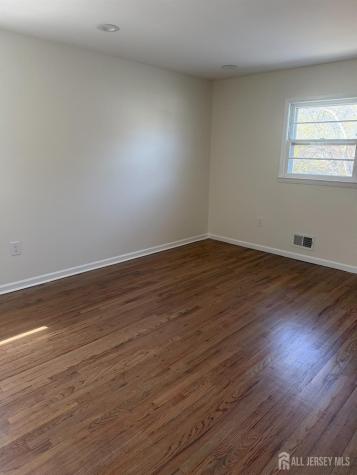 13 Oak Wood Drive Parlin NJ 08859