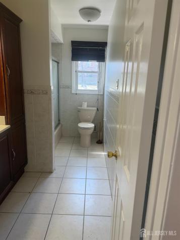 13 Oak Wood Drive Parlin NJ 08859