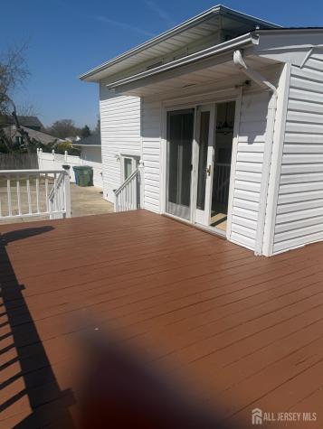 13 Oak Wood Drive Parlin NJ 08859