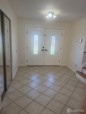 13 Oak Wood Drive Parlin NJ 08859