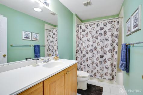 10 Crestwood Street Piscataway NJ 08854