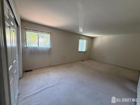 12 Sunflower Court Edison NJ 08820