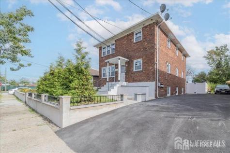 54 Bergen Street Carteret NJ 07008