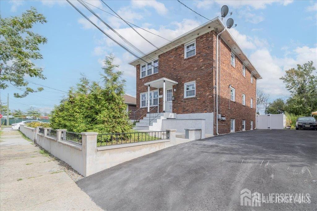 54 Bergen Street Carteret NJ 07008