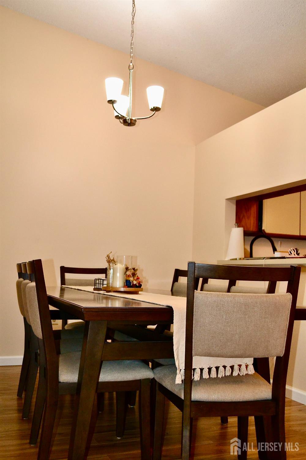 329 Wycoff Way W East Brunswick NJ 08816