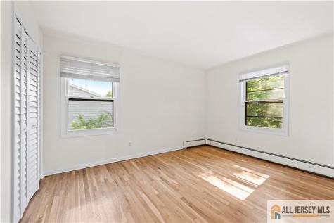 4 Darby Road Franklin NJ 08873