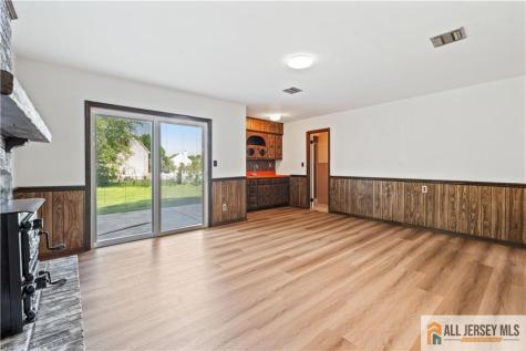 4 Darby Road Franklin NJ 08873