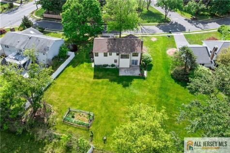 4 Darby Road Franklin NJ 08873