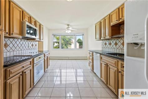 4 Darby Road Franklin NJ 08873