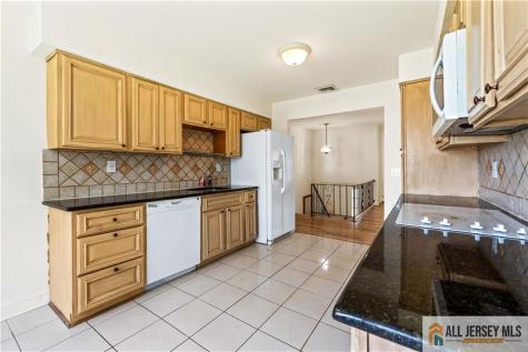 4 Darby Road Franklin NJ 08873