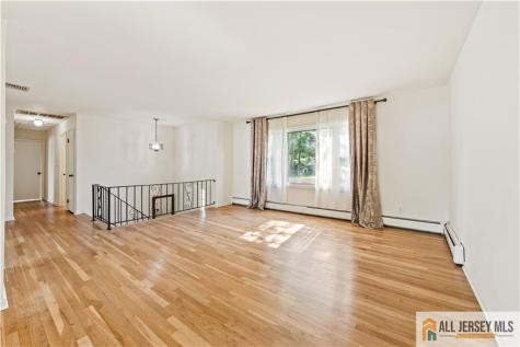 4 Darby Road Franklin NJ 08873