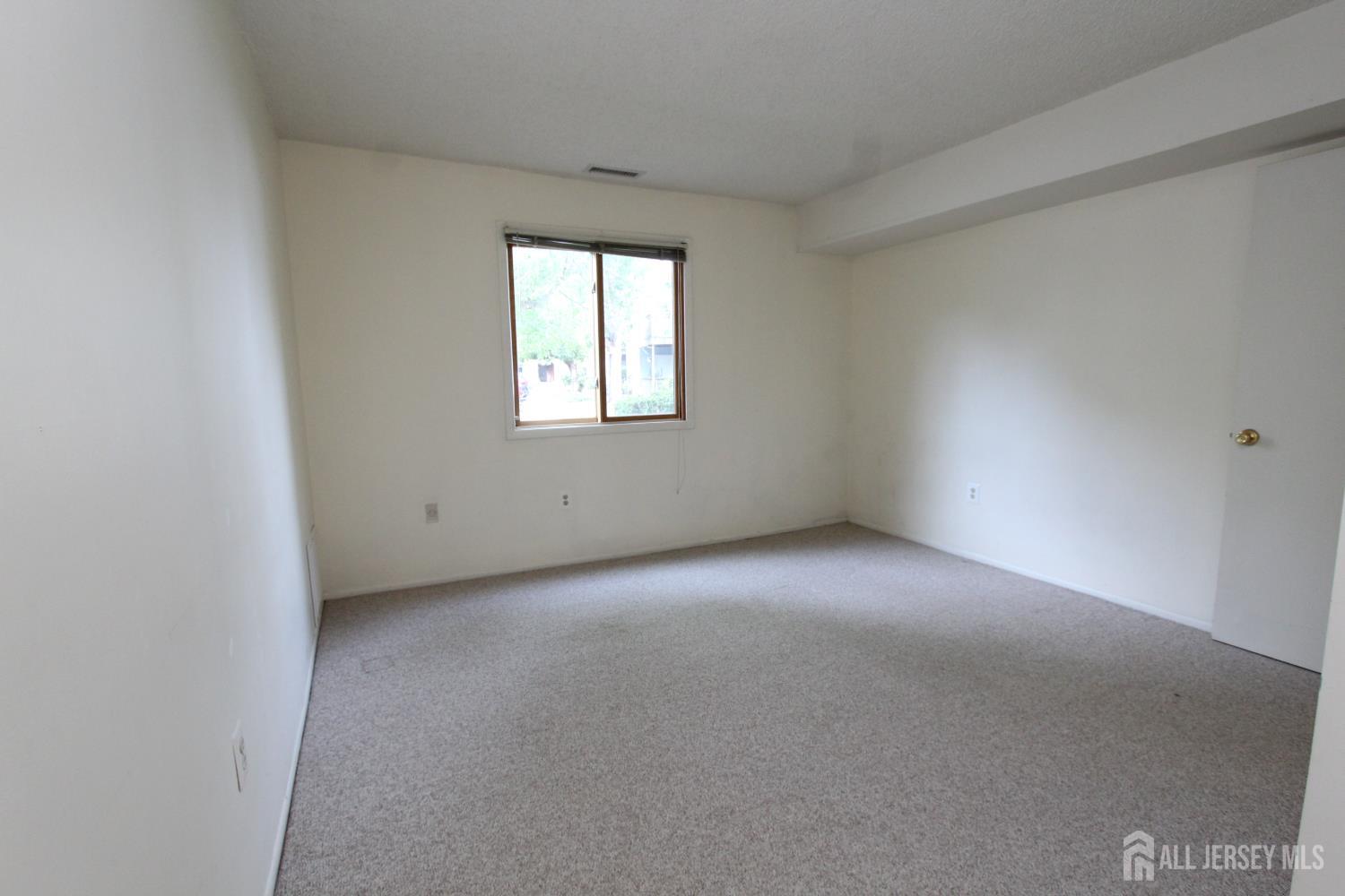 1105 Aspen Drive Plainsboro NJ 08536