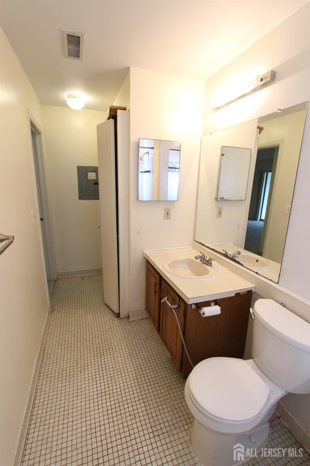 1105 Aspen Drive Plainsboro NJ 08536