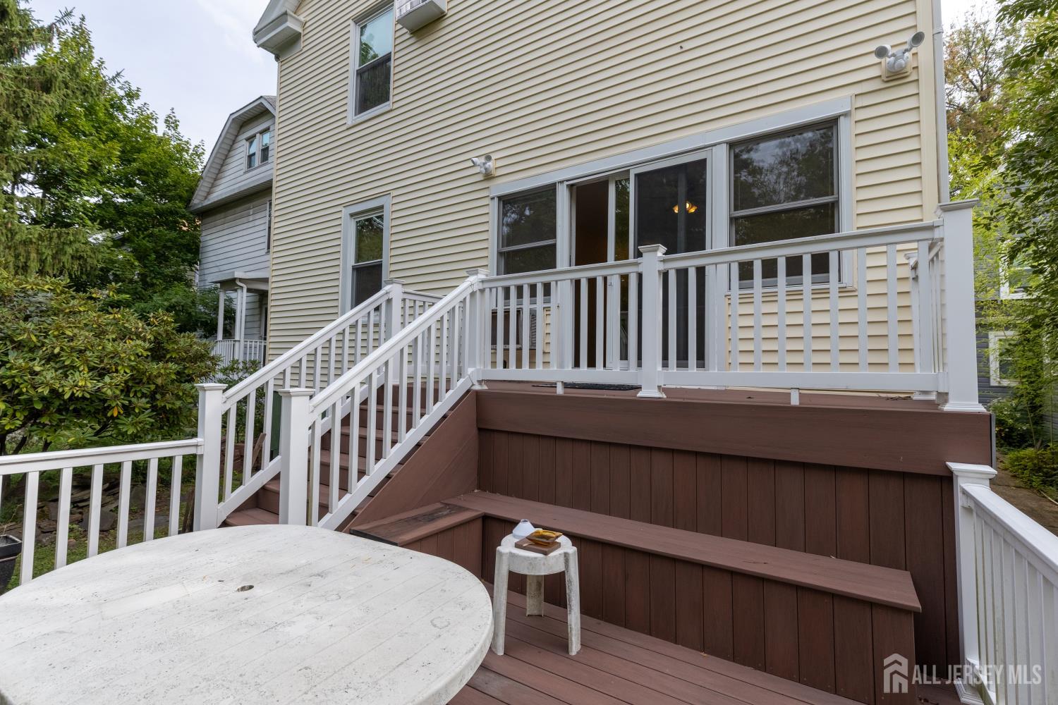110 N 2nd Avenue N Highland Park NJ 08904