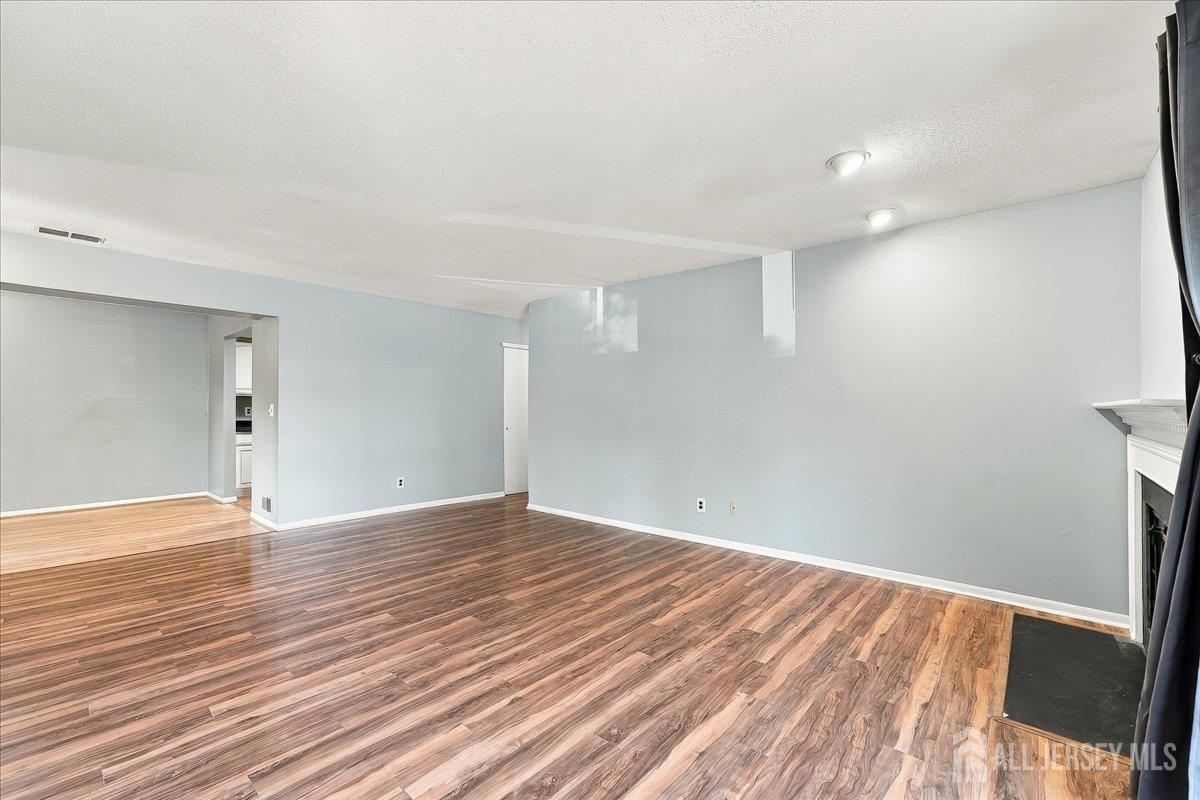 34 Foxtail Lane South Brunswick NJ 08852
