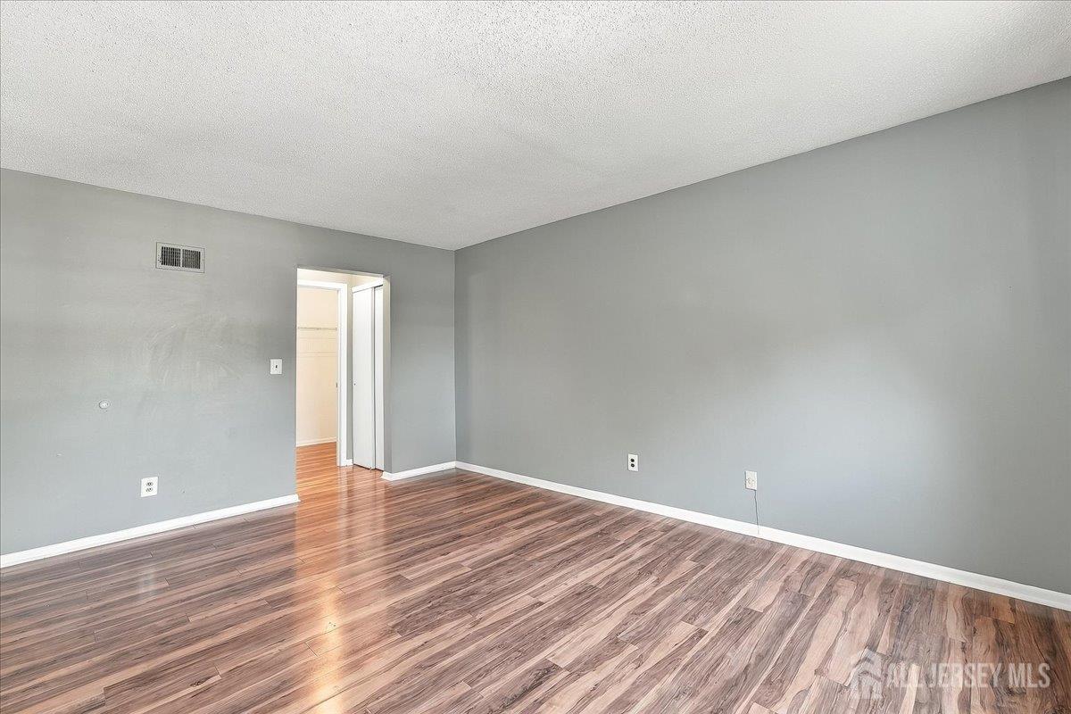 34 Foxtail Lane South Brunswick NJ 08852