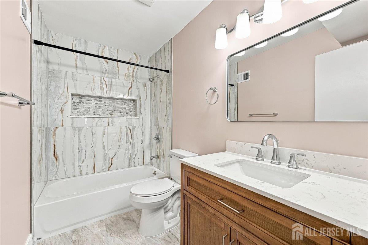34 Foxtail Lane South Brunswick NJ 08852
