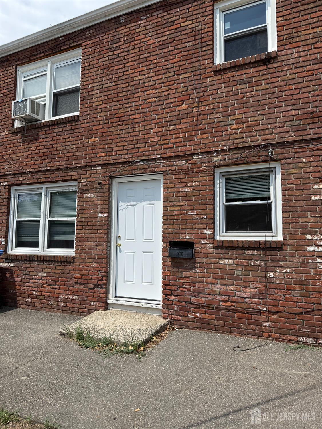 205 Benjamin Avenue Iselin NJ 08830