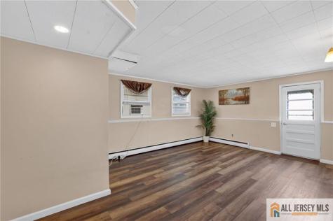 47 Leonardine Avenue South River NJ 08882