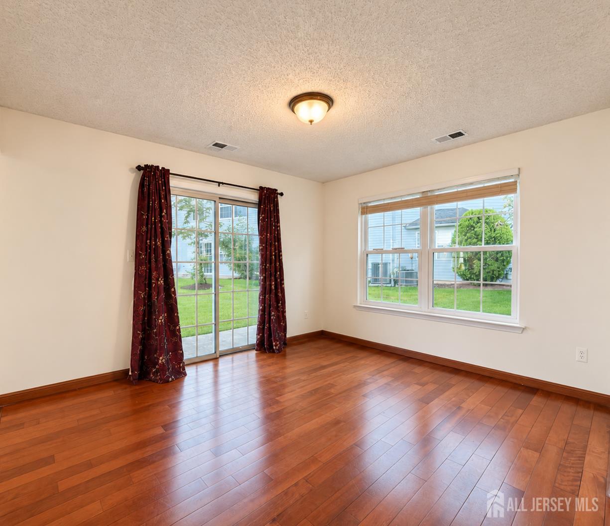 296 Pegasus Road Piscataway NJ 08854