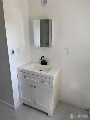 80 Gates Road Franklin NJ 08873